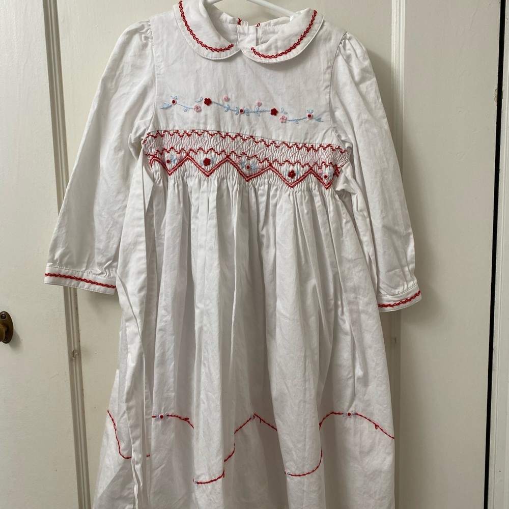 Pettigirl girls toddler size 3 smocked white dress